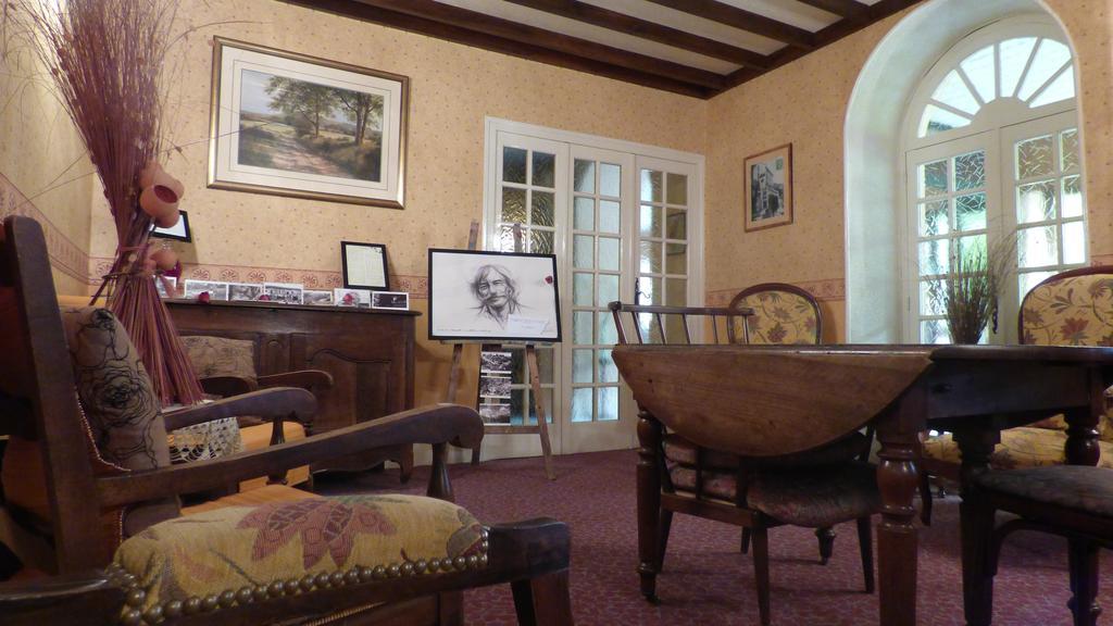 Hotel Saint Jean Vals-les-Bains Zewnętrze zdjęcie