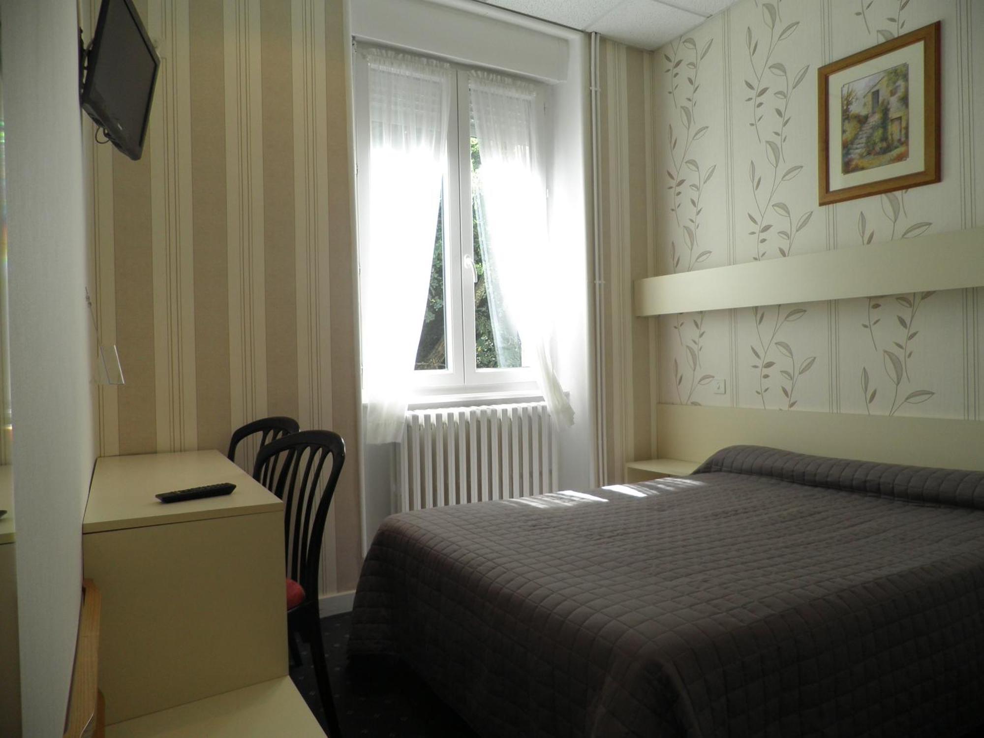 Hotel Saint Jean Vals-les-Bains Pokój zdjęcie